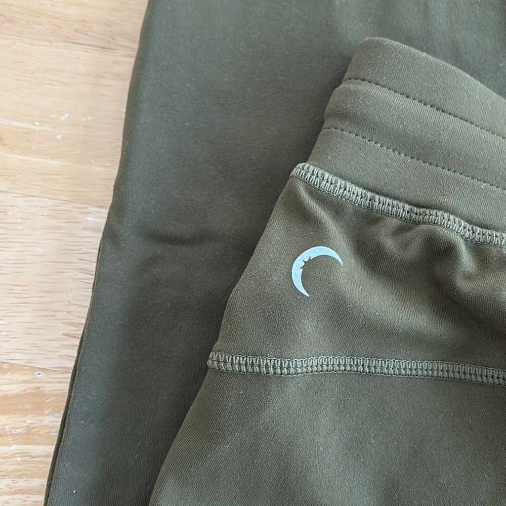 ZYIA Active women’s joggers - Picture 3 of 6